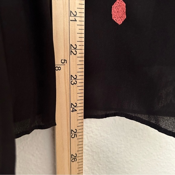 Ranna Gill Embroidered Blouse Jewel Tone Top V-Neck Pleated Black Size Small - Picture 13 of 16